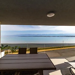  Apartman Golden