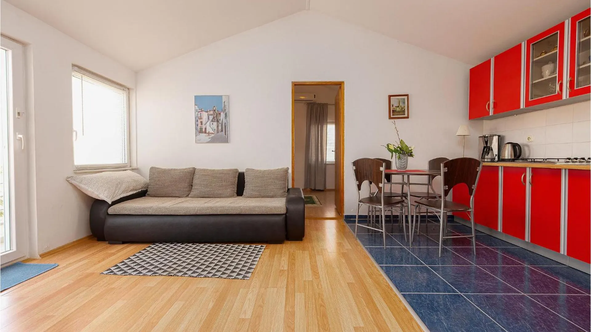 Nice Apartment In Nin With Wifi 0*,